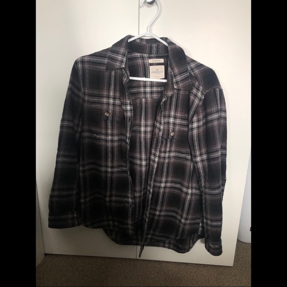 Boyfriend Flannel from American Eagle - Picture 1 of 1